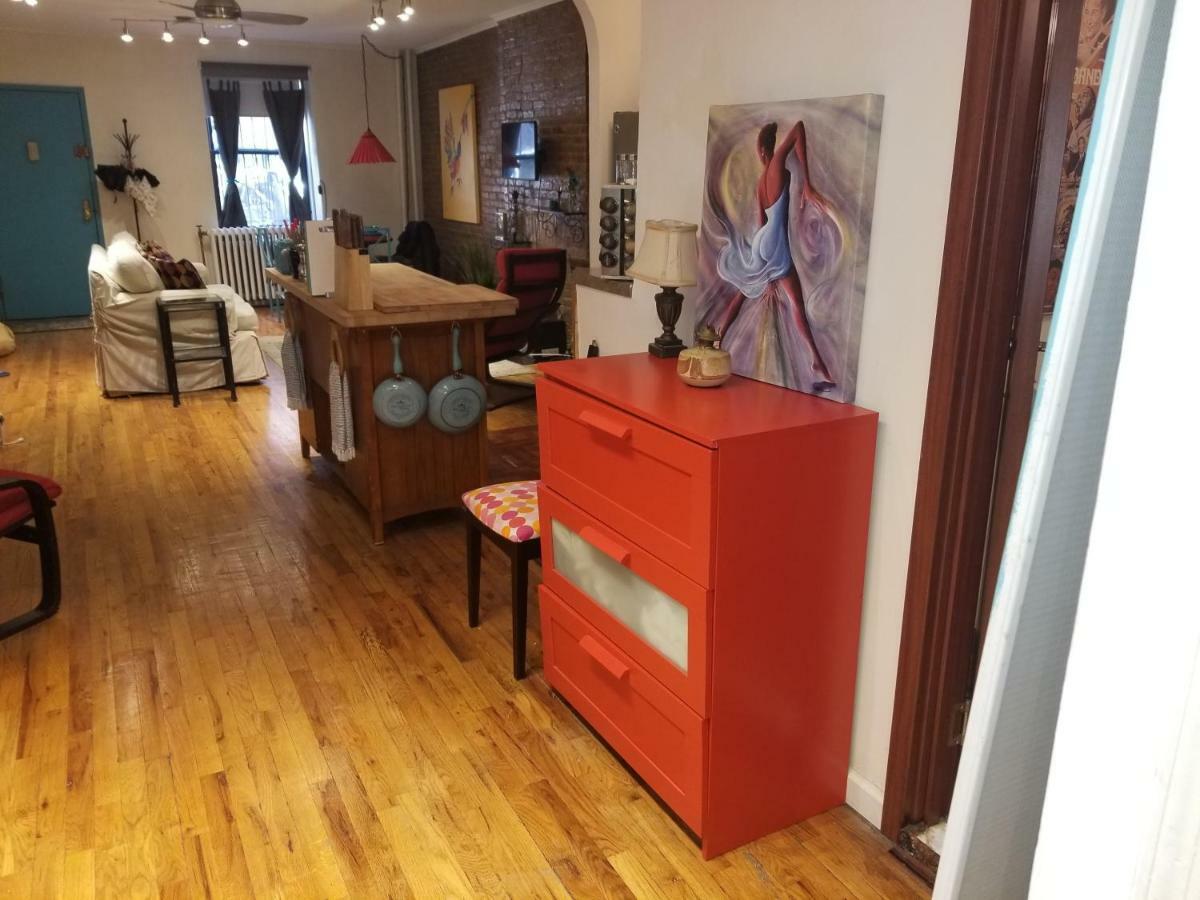 Fully Furnished Entire Floor Apartment In Historic Harlem 뉴욕 외부 사진